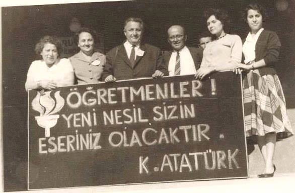 Atatürk'ün Öğretmenler İçin Söylediği Söz