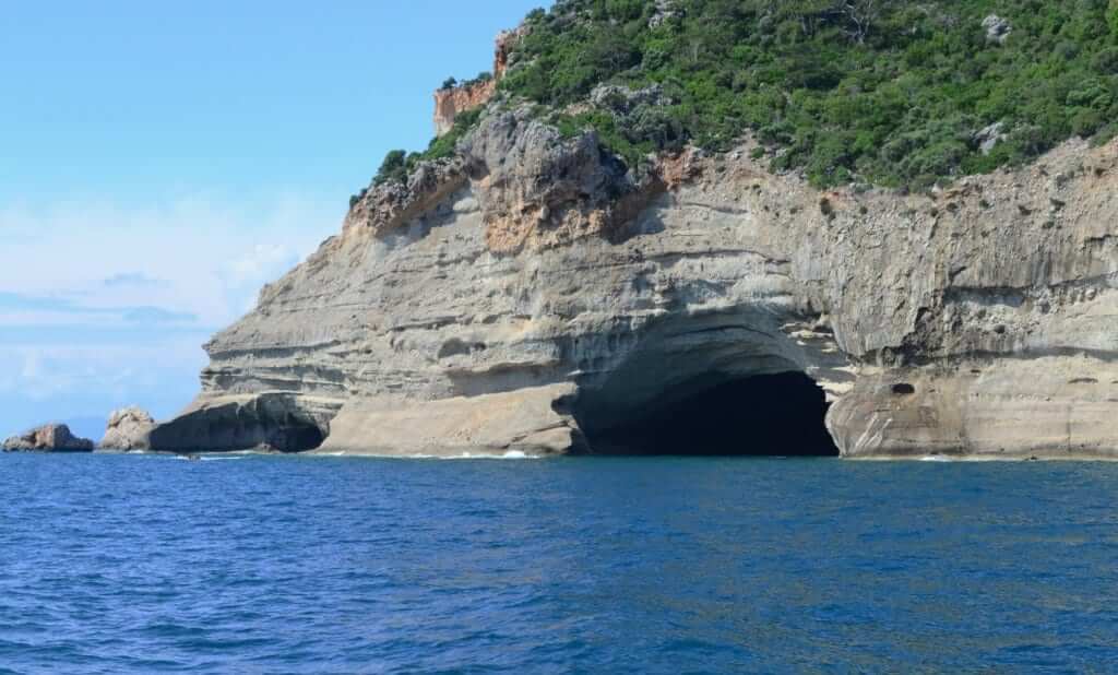 Beldibi Kaya Sığınaklarının (Mağara) Jeolojik Özellikleri Nelerdir?