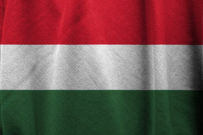 macaristan bayrağı