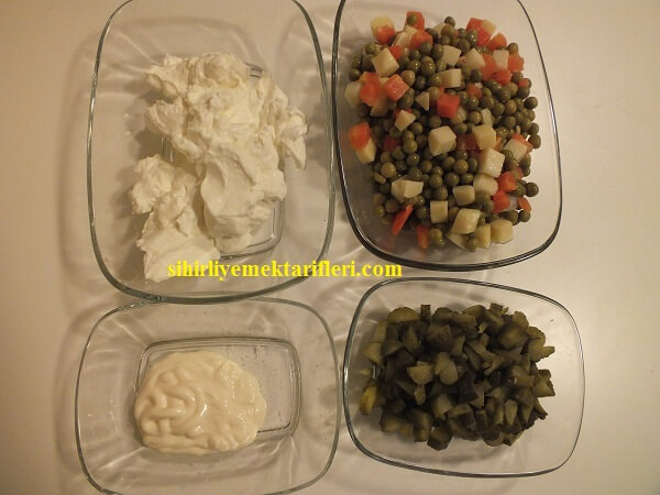 Yoğurtlu Rus Salatası Malzemeleri