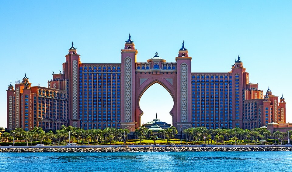 Dubai'de yer alan meşhur Atlantis Otel'den bir görünüm