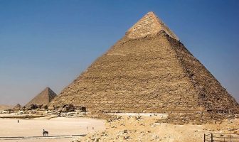Giza Piramidi