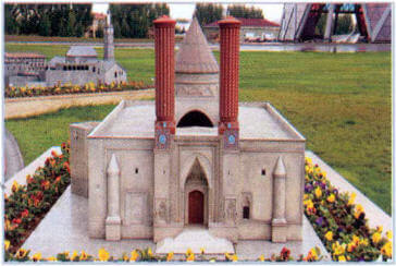 Çifte Minareli Medrese Minyatürü