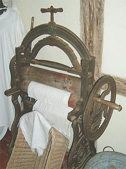 İlk Çamaşır Makinesi Örneklerinden