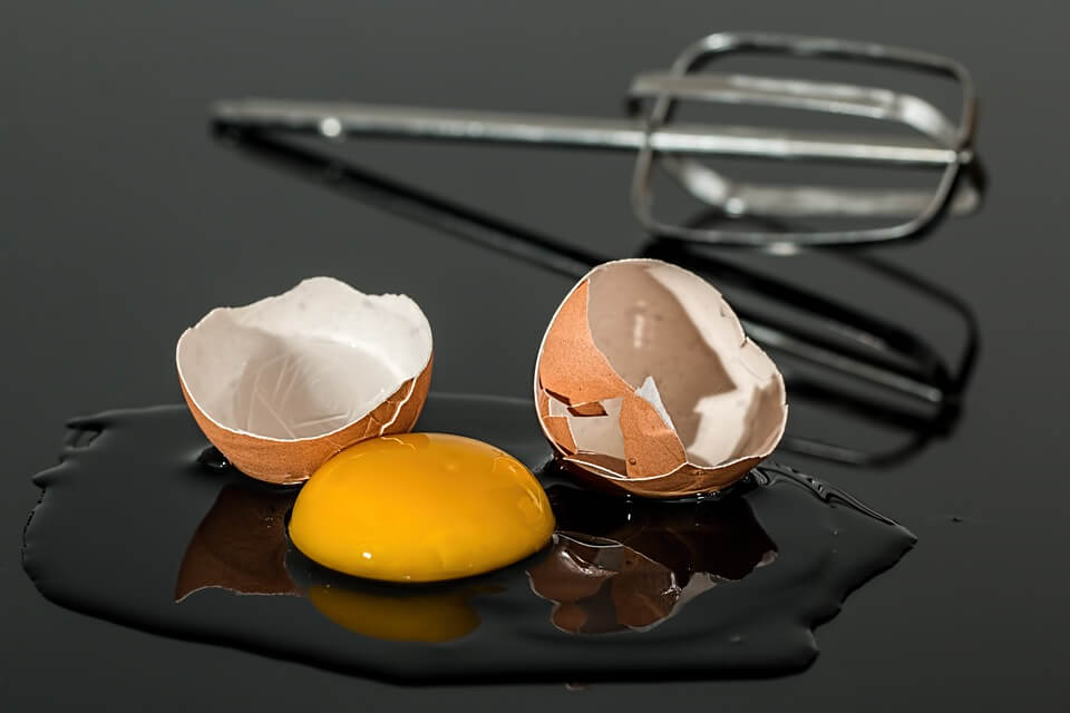 Yumurtanın Akı ve Yumurta Sarısı Arasındaki Fark Nedir?