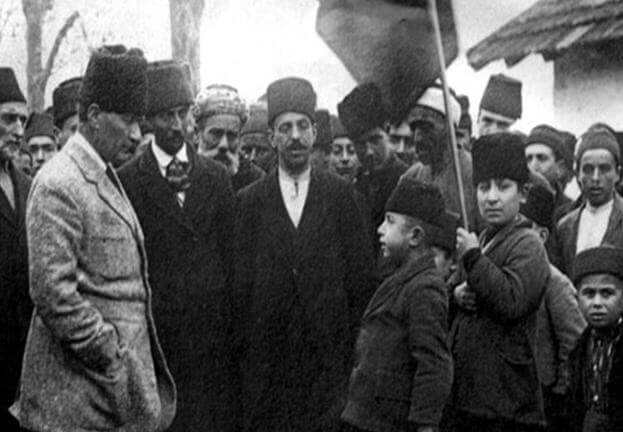 Atatürk Dinlerken