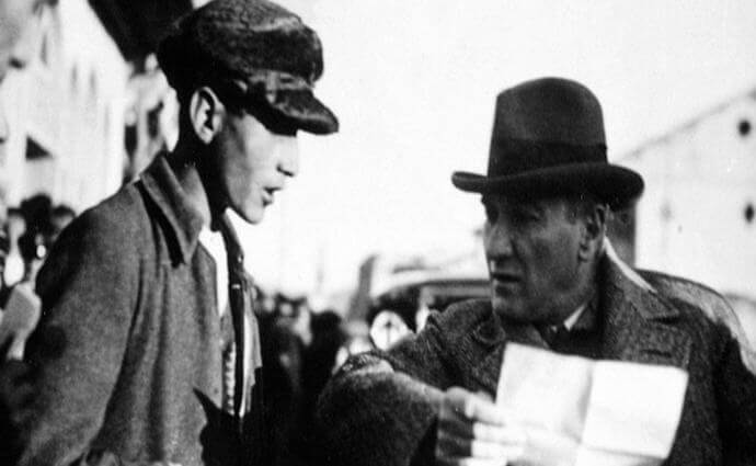 Atatürk Dinlerken